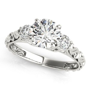 Vintage Three Stone Diamond Engagement Ring E2835501